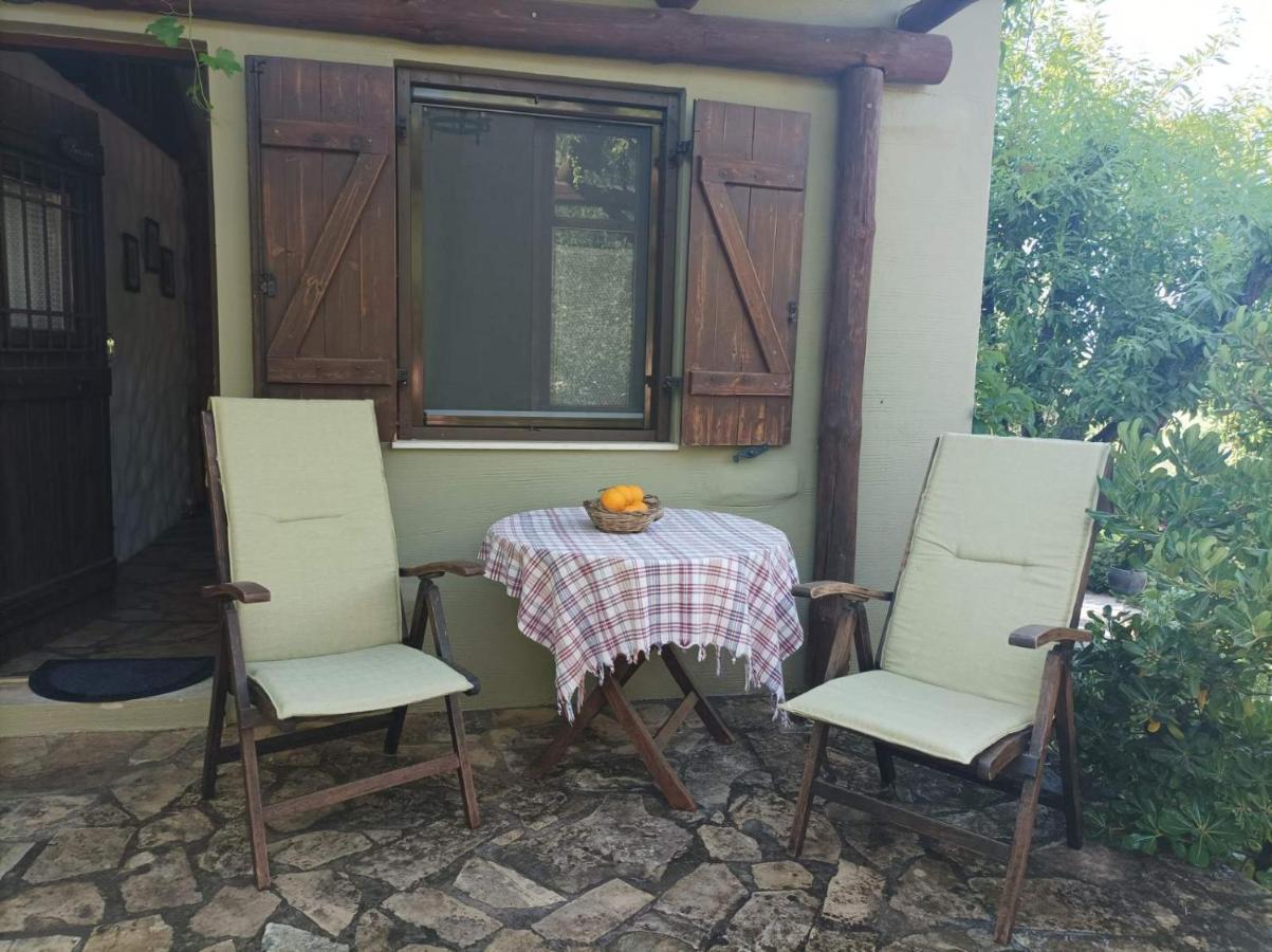 Viglatoras Daire Sárkhos Dış mekan fotoğraf